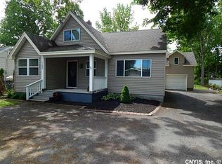 5180 Bear Rd, North Syracuse, NY 13212