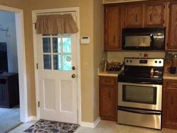 483 Midlawn Dr, Wilkesboro, NC 28697