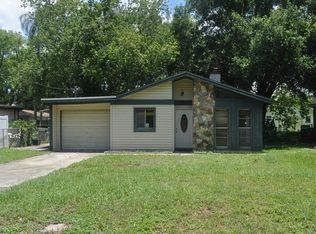 6915 N Clearview Ave, Tampa, FL 33614