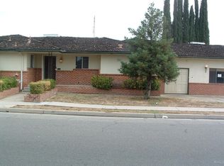 2438 N Sierra Vista Ave, Fresno, CA 93703