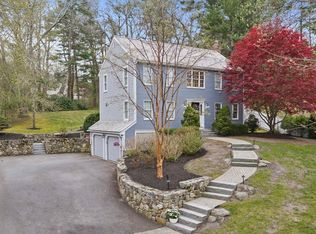 46 Fairways Edge Dr, Marshfield, MA 02050