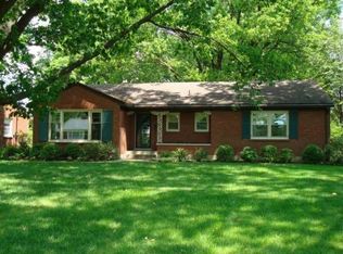 403 Kaelin Dr, Saint Matthews, KY 40207