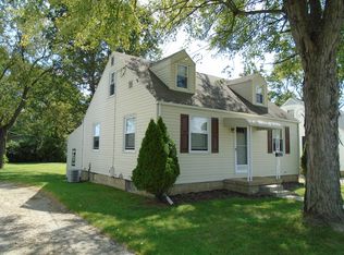 106 S 34th St, Newark, OH 43055