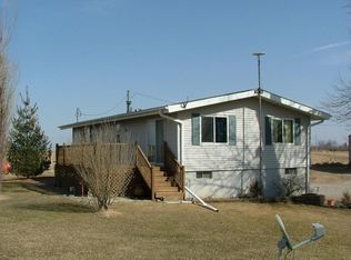 21732 Agency Rd, Danville, IA 52623