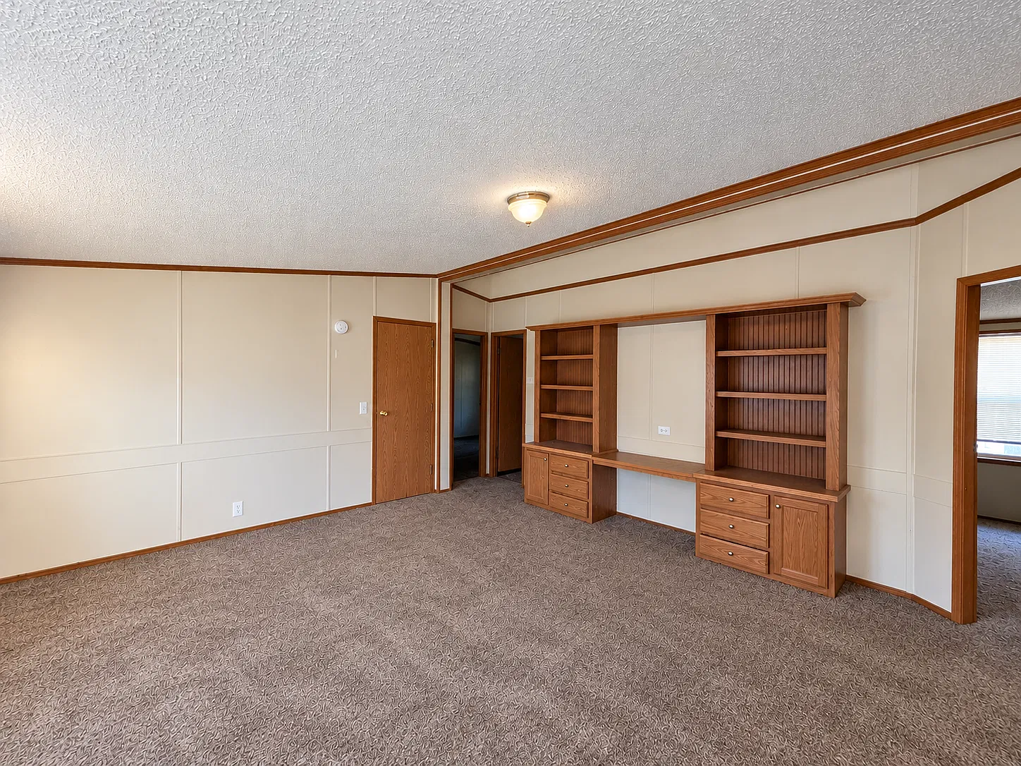 3 bed, 1568 sqft, $1,299 — Photo 2