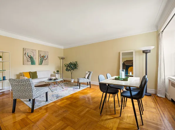 71 Ocean Parkway image 1 of 12