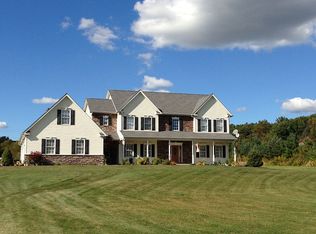 1999 Urffers Rd, Coopersburg, PA 18036