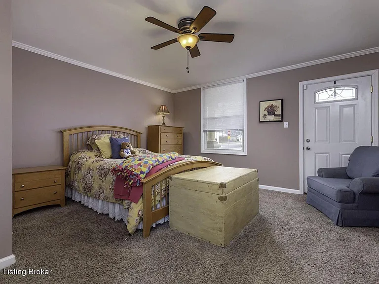 1102 Lydia St — Photo 18