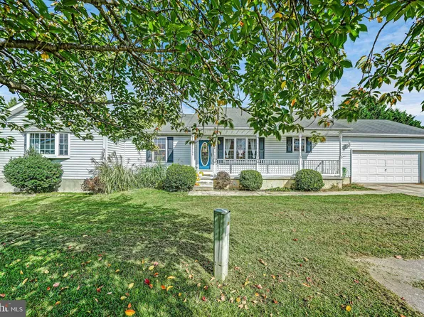 118 N Longwood Ln, Clayton, DE 19938