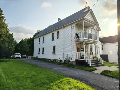 12 Chestnut St, New York Mills, NY, 13417