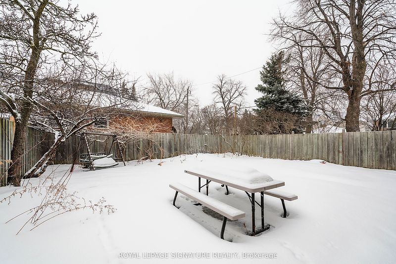 Toronto House for rent - 4 Bedrooms — photo 28