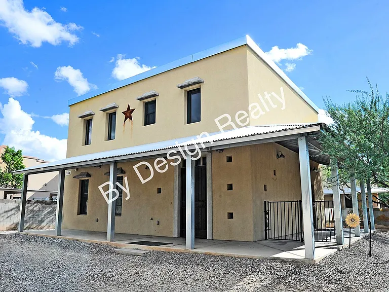 1040 E Halcyon Rd — Photo 1