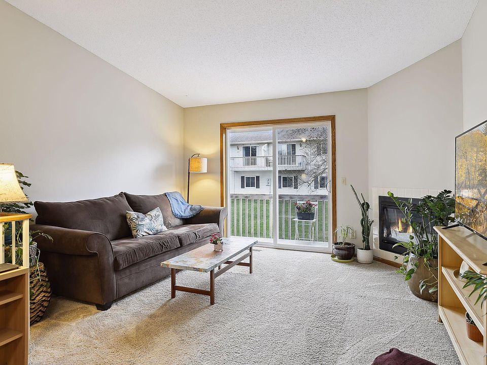 1st image of 2353 Grenadier Ave N