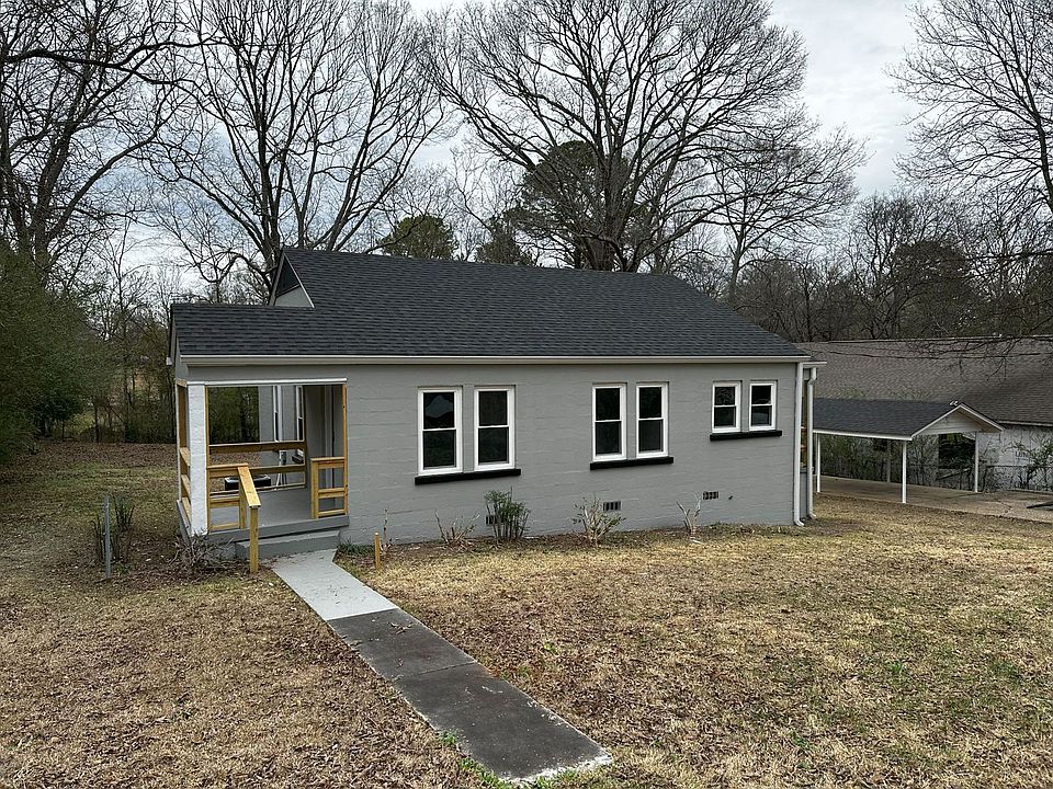 1st image of 4402 20th St NE
