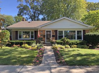 221 S Princeton Ave, Arlington Heights, IL