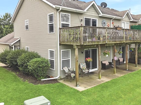 3rd image of 1723 W River St #1