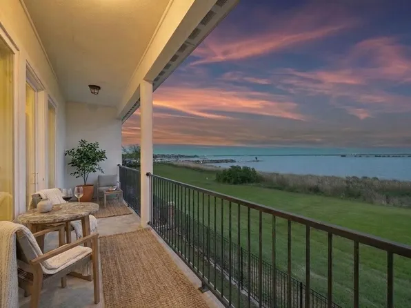 5238 Lake Terrace Ct, Garland, TX 75043