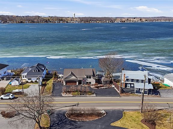 2nd image of 4102 E Lake Rd