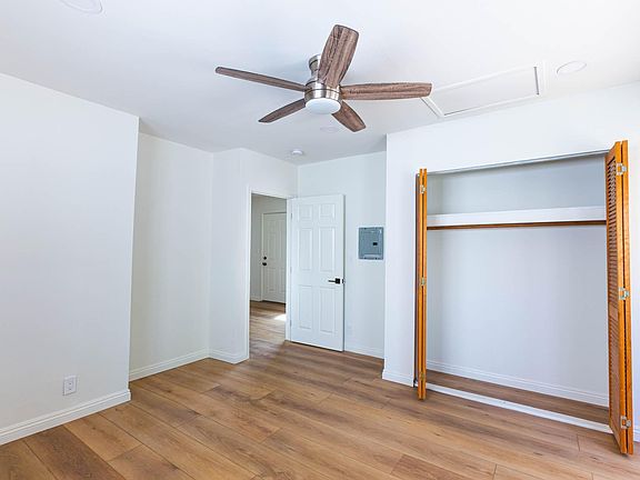 5th image of 1729 Kent St