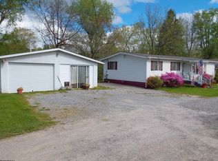 36 Lee St, Buckhannon, WV 26201