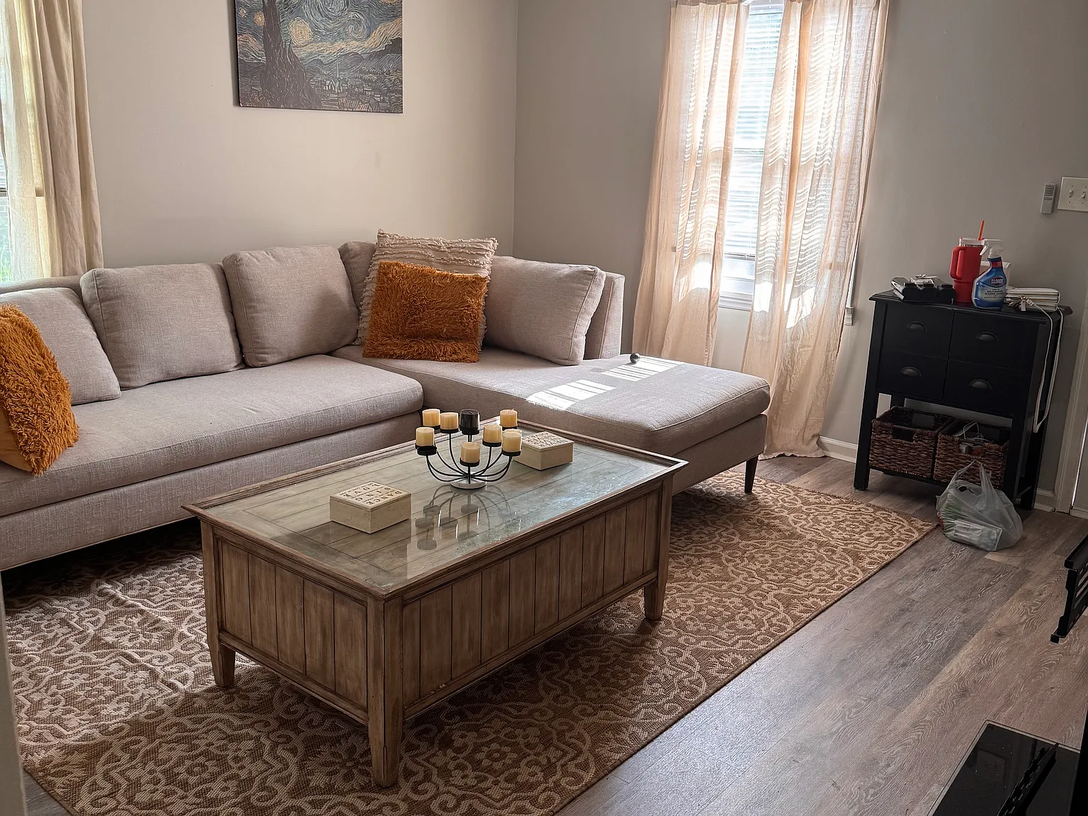 2 bed, 800 sqft, $1,395 — Photo 2