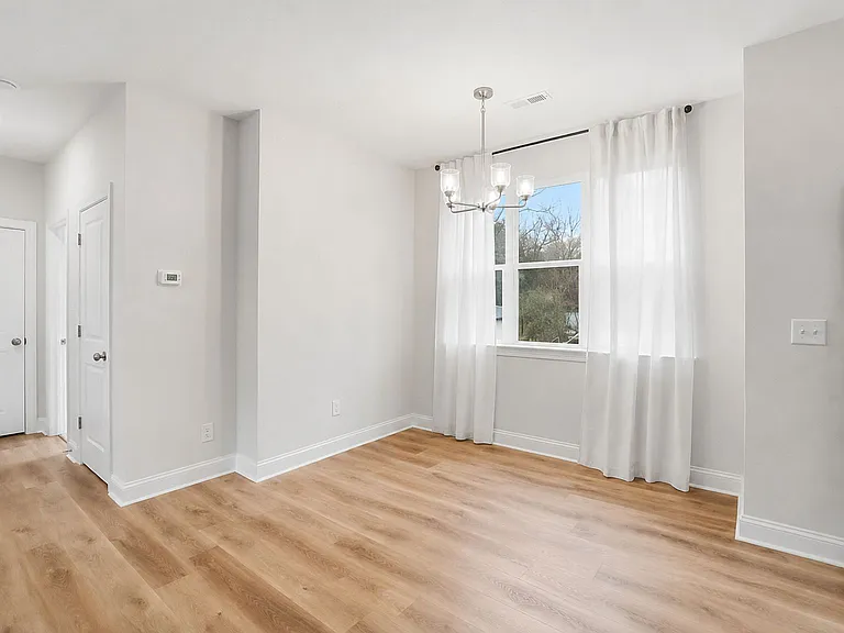 8931 Sharonbrook Dr — Photo 15