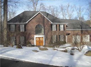 1621 Stonehenge Rd, Charleston, WV 25314