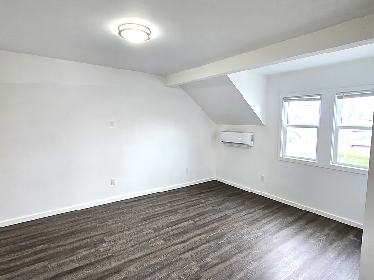1318 S 3rd St #4 — Photo 4