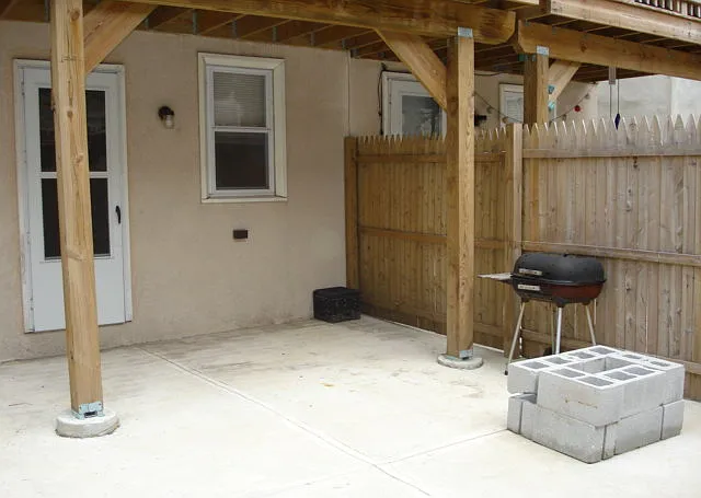 753-1-rear-yard-grill