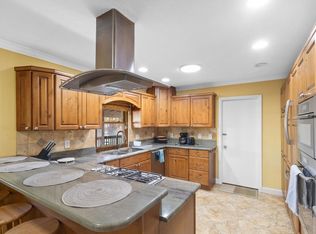 1059 Carambola Cir, West Palm Beach, FL 33406
