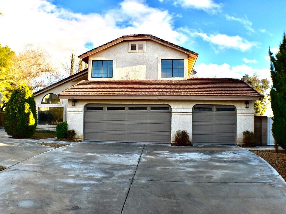 1st image of 13380 Yellowstone Ave