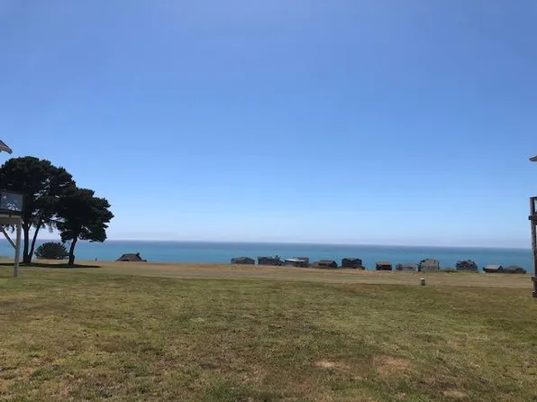 135 Sea View Rd, Whitethorn, CA 95589