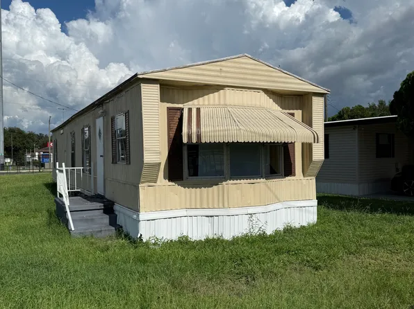 6448 Midland St, Zephyrhills, FL 33542