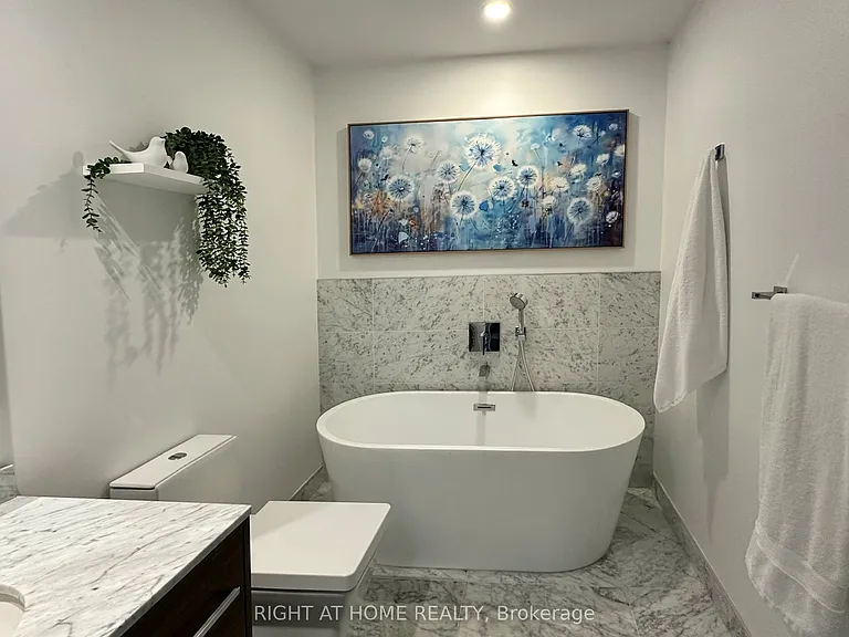 488 University Ave #4106 — Photo 9