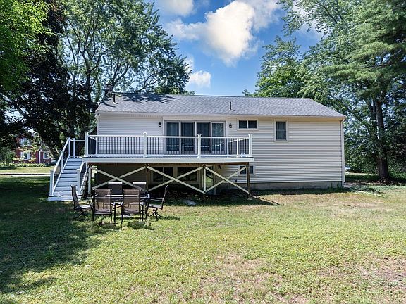 4th image of 24 Saddle Dr