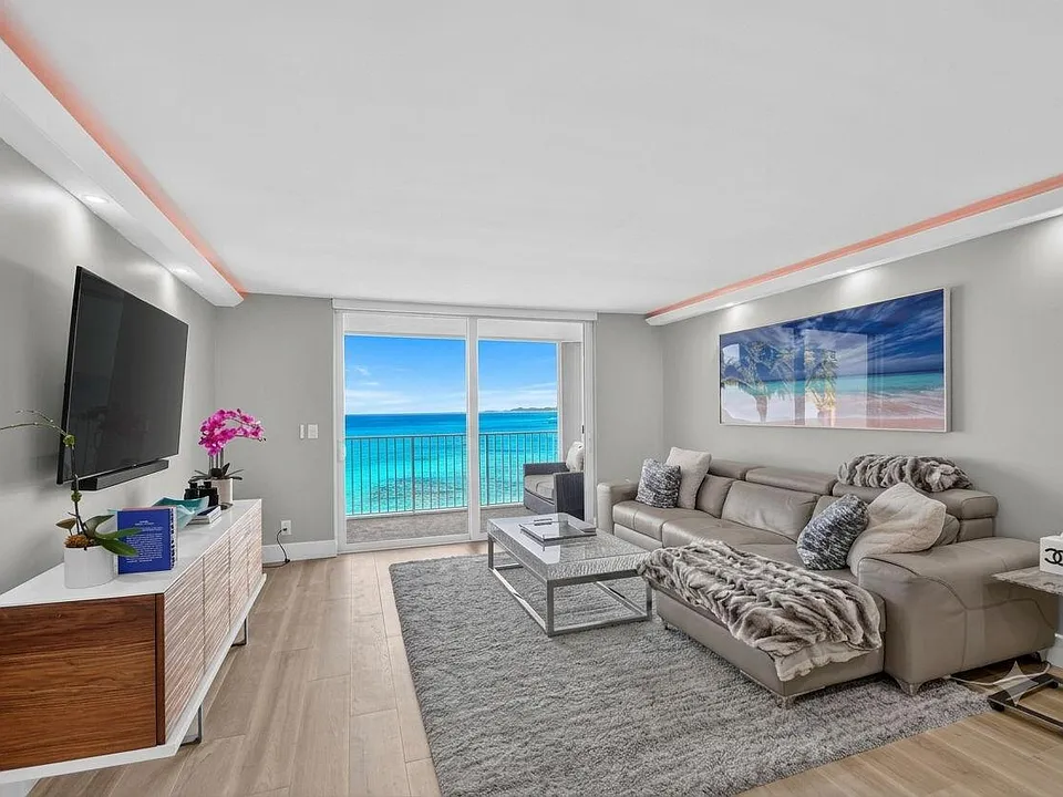 3580 S Ocean Blvd #4F