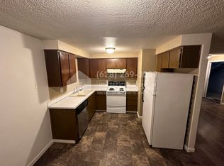 152 S 53rd St, Springfield, OR 97478