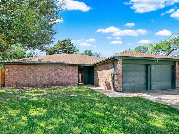 4106 Whitman Ln, Grand Prairie, TX 75052