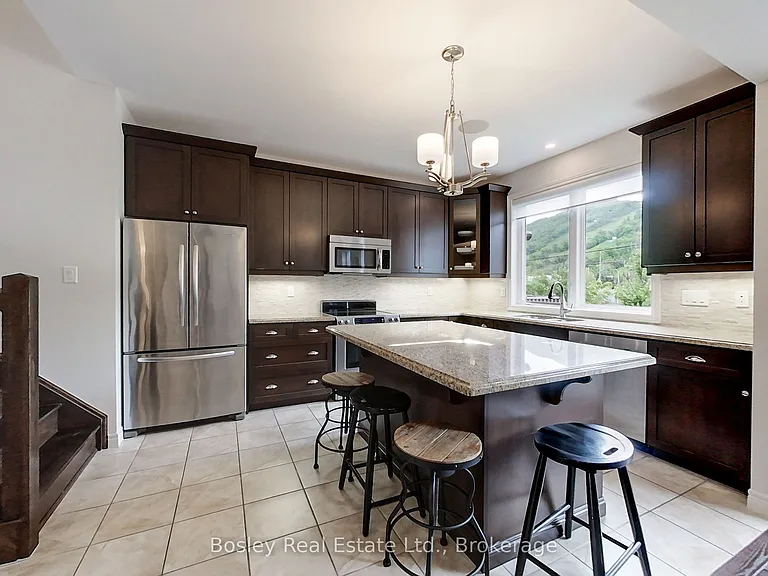 104 Delphi Ln — Photo 12