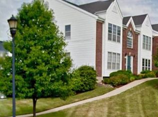 1626 Forest Springs Ln APT A, Ballwin, MO 63021