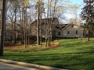 994 Cleland Dr, Chapel Hill, NC 27517