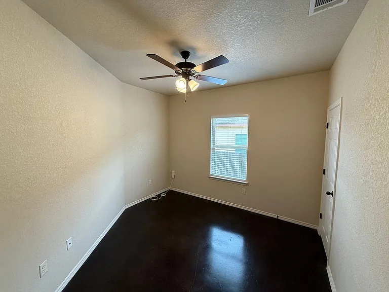 108 Stacy Ln — Photo 13
