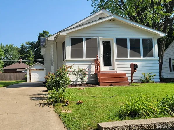 3430 California Ave, Alton, IL 62002