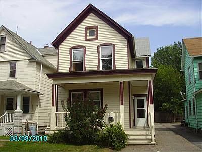 2nd image of 1941 W 48th St
