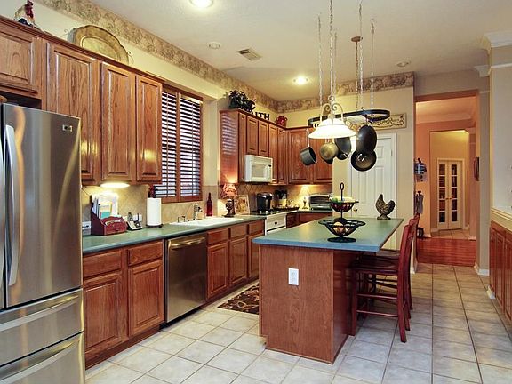 5th image of 15818 Stenbury Ct