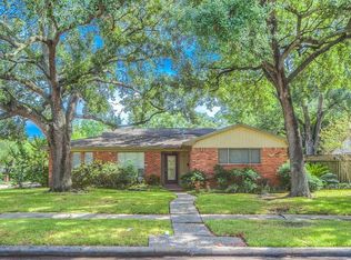 5443 Kuldell Dr, Houston, TX 77096