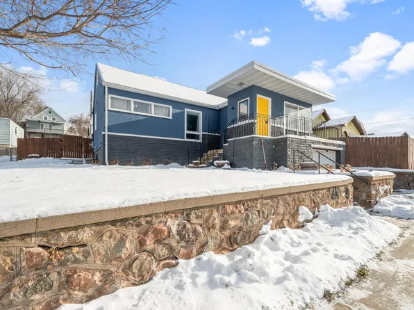 113 6th Ave, Bovey, MN 55709