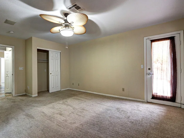 2108 Crestpoint Way — Photo 14