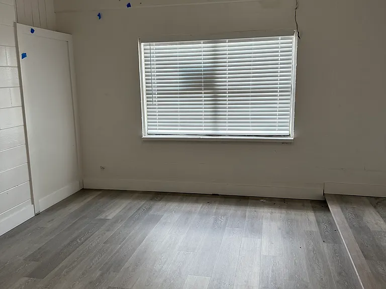 2500 Myrtle Ave — Photo 29
