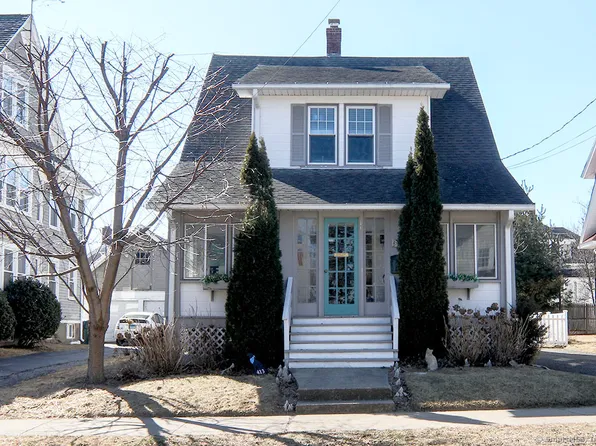 413 Courtland Avenue, Bridgeport, CT 06605